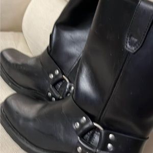 These are new. I have never worn them. They did not fit me correct